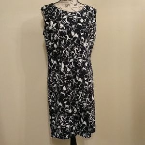 Navy Floral Patterned Dress